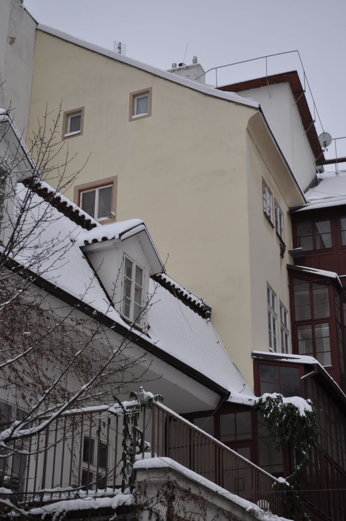 apartment-003